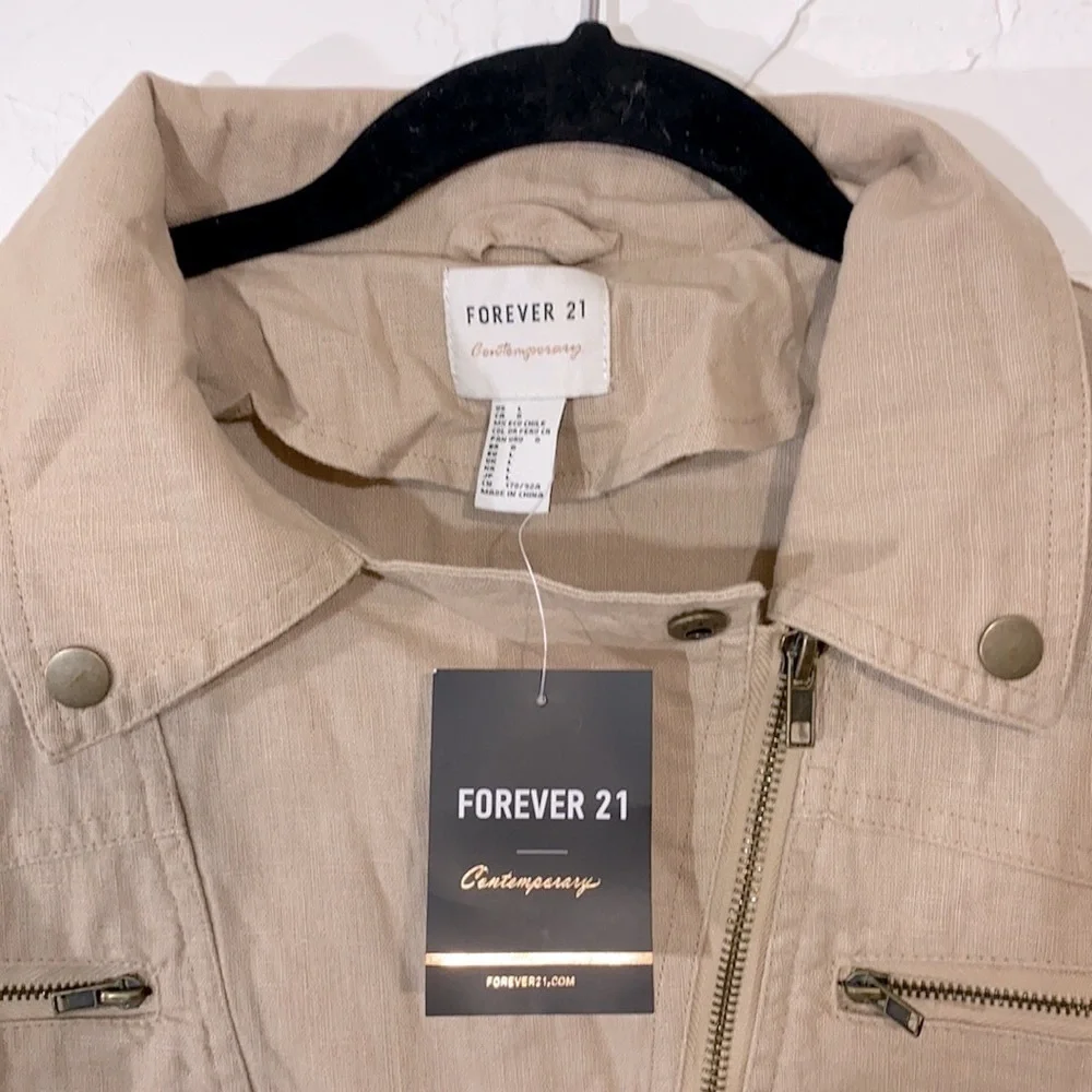 NWT Forever 21 Khaki Front Zipper Moto Jacket Size Large